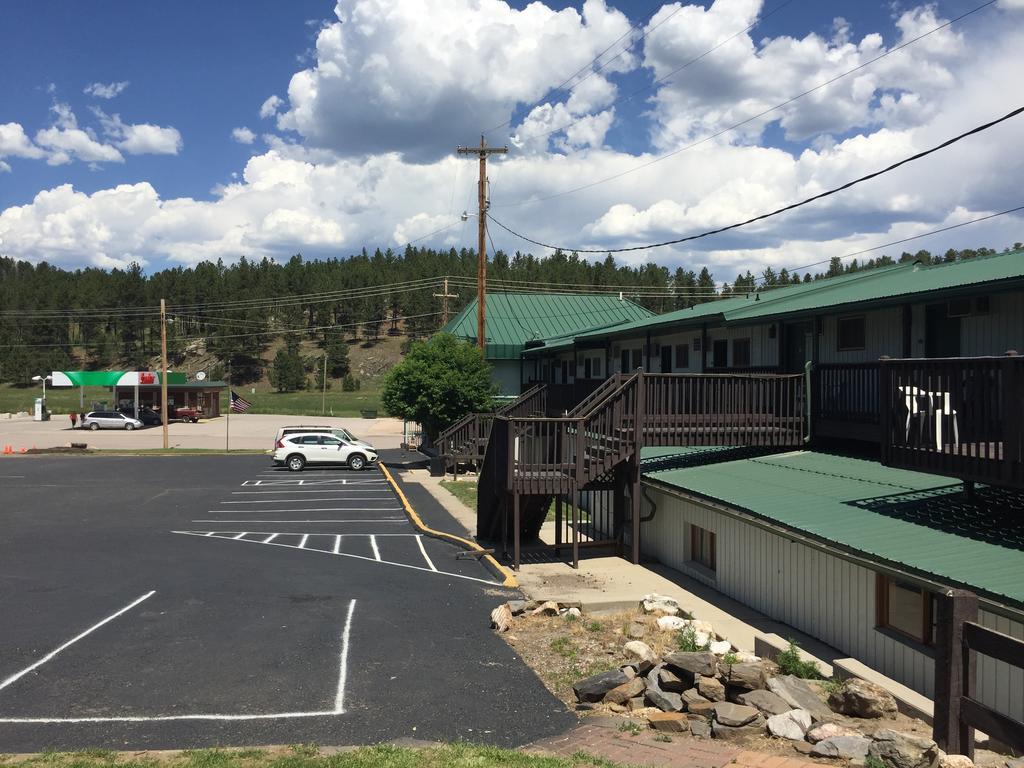 Dakota Cowboy Inn Custer Bagian luar foto